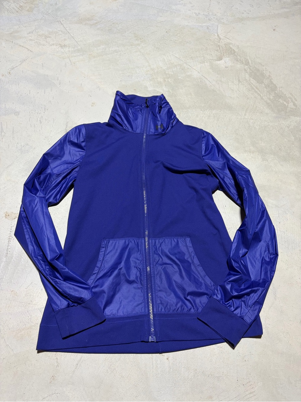 Under armour Women’s Sport Zip-Up Jacket in Blue-purple medium